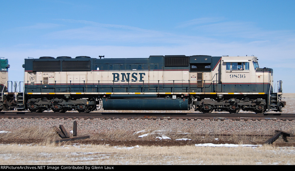 BNSF 9836